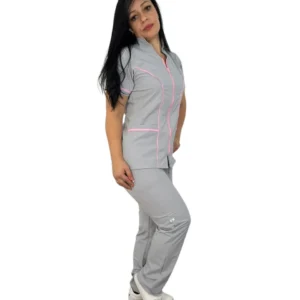 Uniforme antifluido DORCAS (9:36)